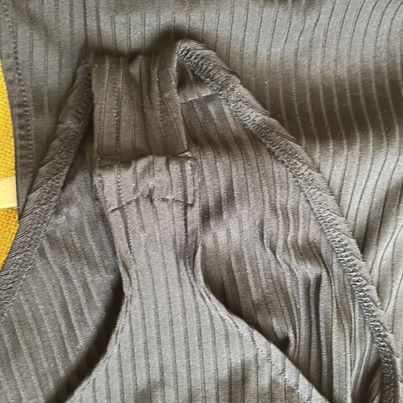 H&M bodysuit - v neck ribbed texture size S - Picture 6 of 7